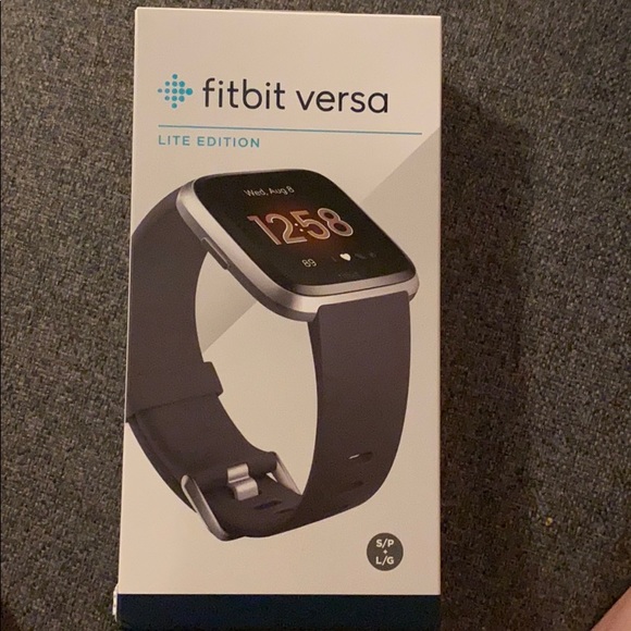 fitbit versa lite box
